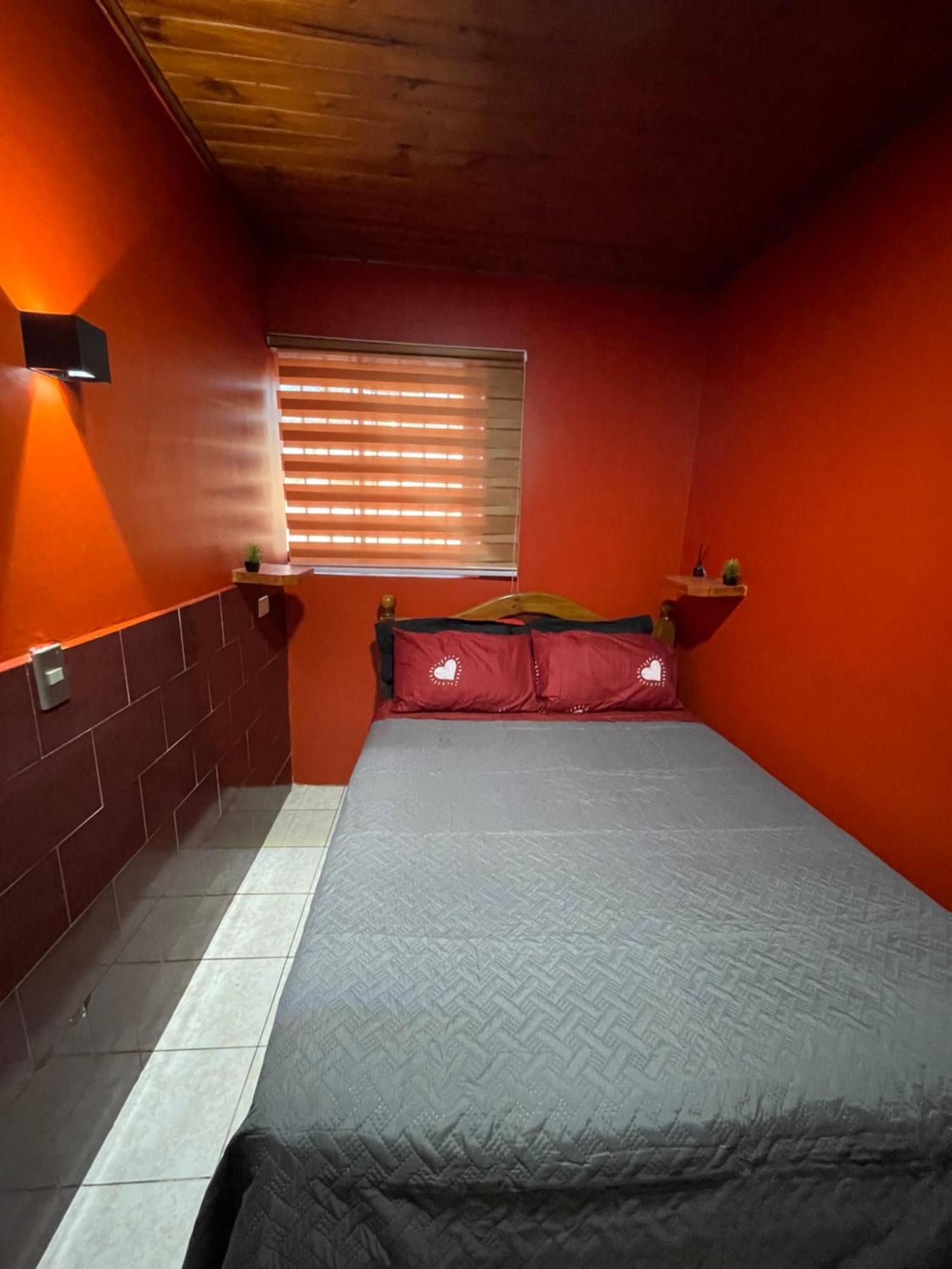 Residencial Don Santiago Bed & Breakfast ตัลกา ภายนอก รูปภาพ