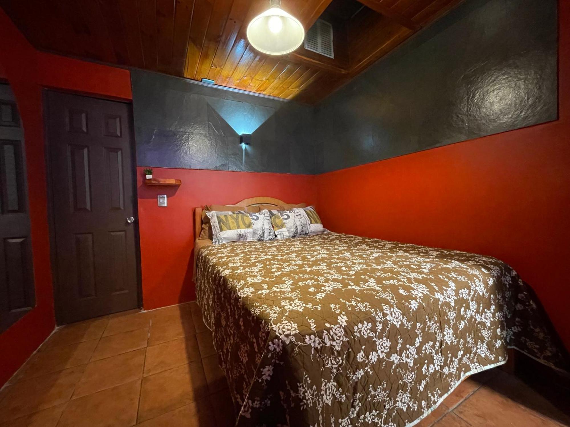 Residencial Don Santiago Bed & Breakfast ตัลกา ภายนอก รูปภาพ